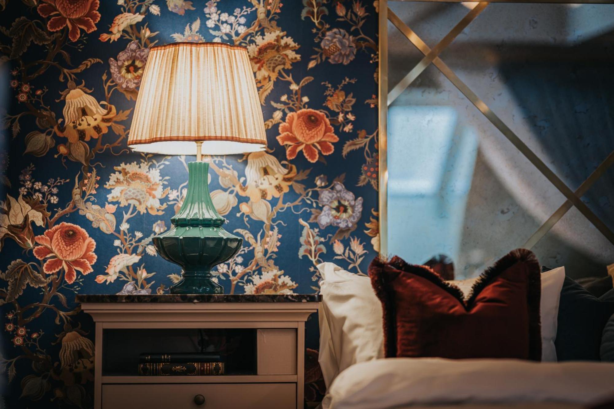 Charmante - Skostredet Hotel Берген Экстерьер фото